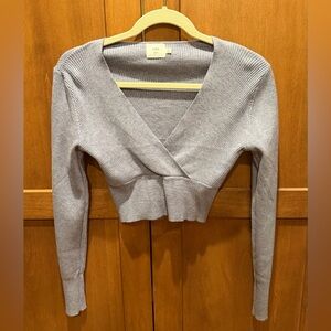 Women’s Cropped Ribbed Sweater (New without tags)